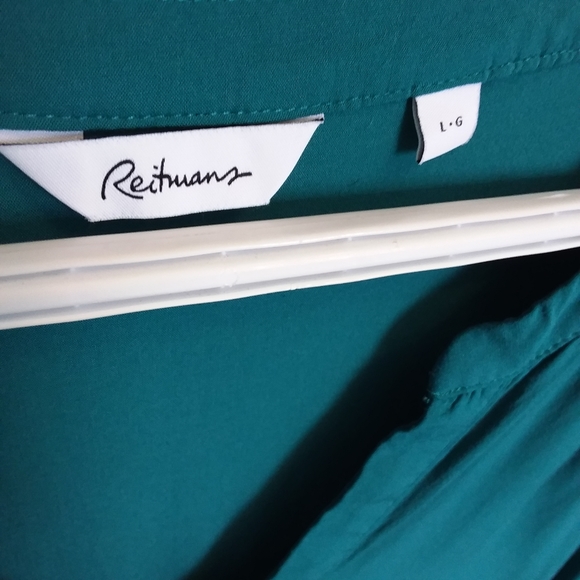 Reitmans Crepe Long Sleeve Blouse - Picture 3 of 3